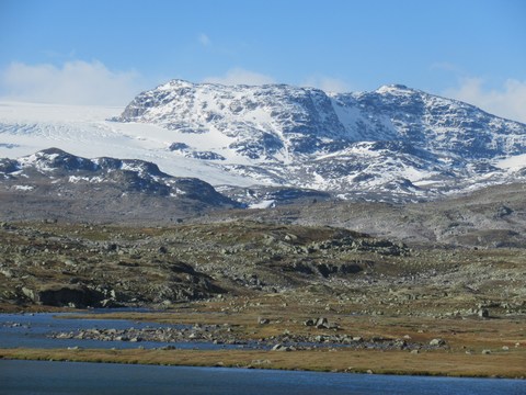 Uitzicht in Finse tijdens een tussenstop van de de trein (Oslo-Myrdal)